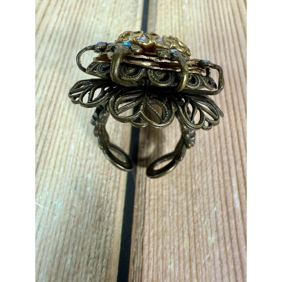 Sweet Romance USA Faux Mabe Victorian Revival 9-Strand Bracelet & Ring Set - Picture 12 of 16